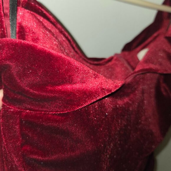 Wine Red 1960s Velvet Vintage Cocktail Dress - Picture 1 of 5